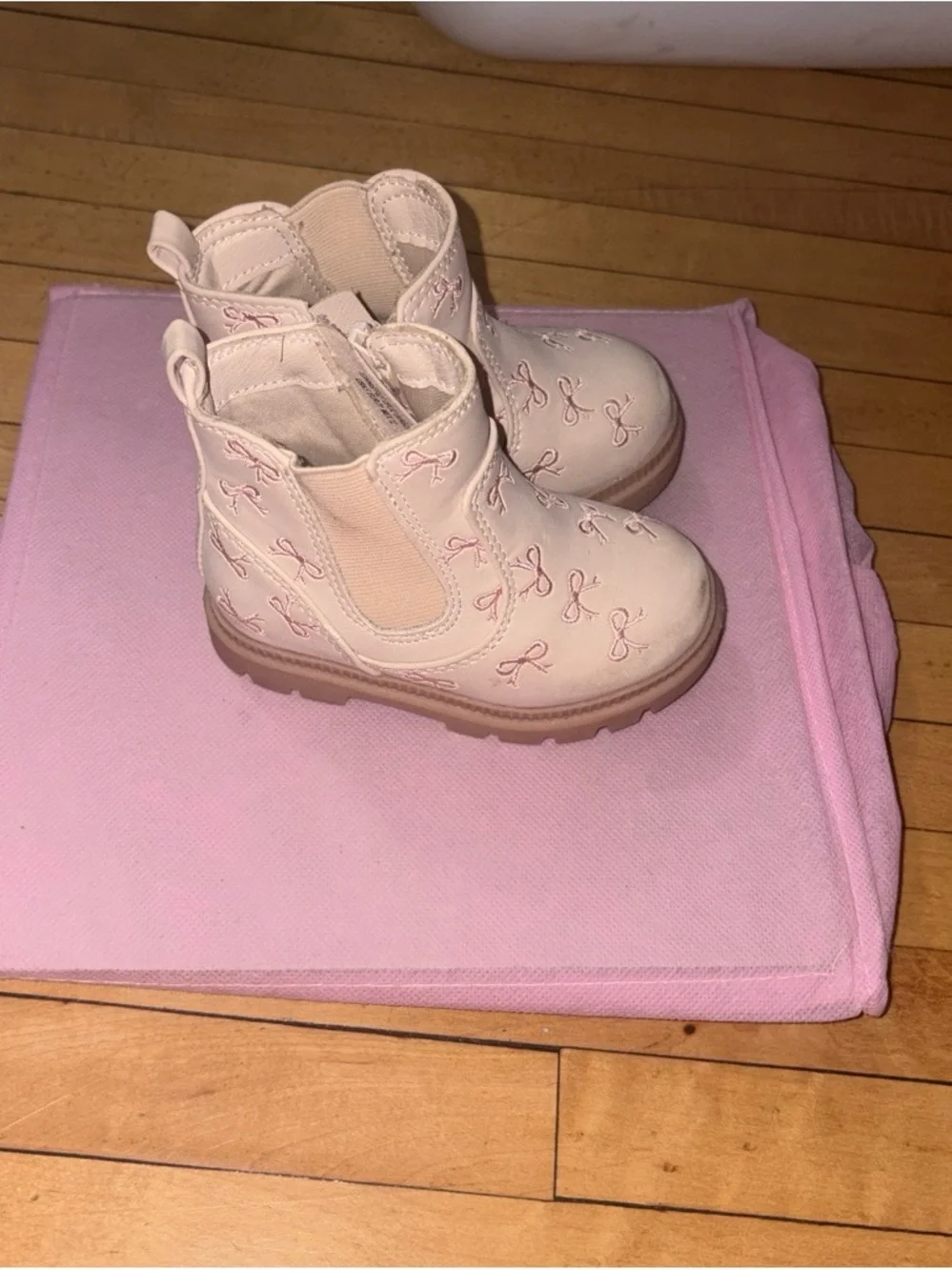 wonder nation Light Pink Toddler Ankle Boots with Star Stitching